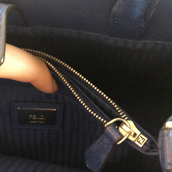 FENDI  Petite 2Jours tote - Picture 8 of 16